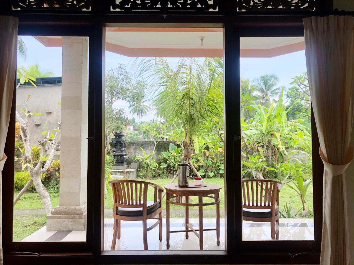 Hotel Gusti Rai House à Ubud Extérieur photo